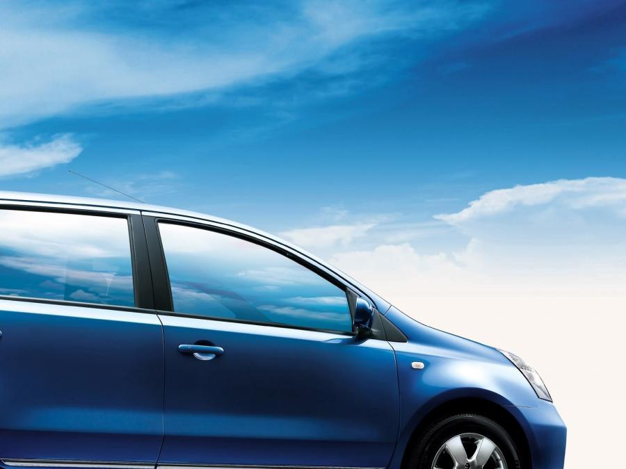  Nissan DongFeng Livina Geniss 2006 года  (CN) (фото 25 из 28)